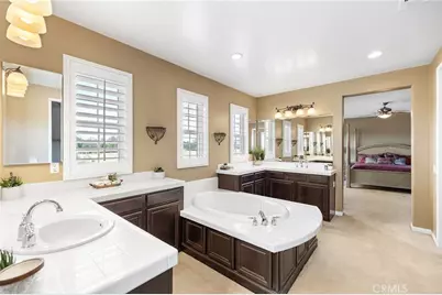 30214 Trois Valley, Murrieta, CA 92563 - Photo 30