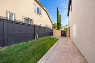 30214 Trois Valley, Murrieta, CA 92563 - Photo 52