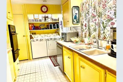 1053 W Johnston Avenue, Hemet, CA 92543 - Photo 16