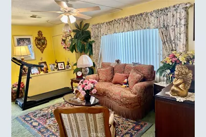 1053 W Johnston Avenue, Hemet, CA 92543 - Photo 8