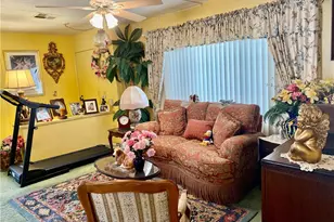 1053 W Johnston Ave, Hemet, CA 92543 - Photo 8