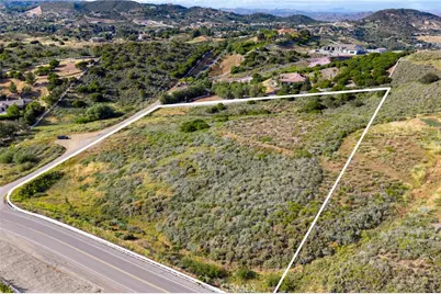 38550 King Court, Murrieta, CA 92562 - Photo 8