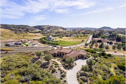 38550 King Court, Murrieta, CA 92562 - Photo 4
