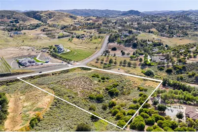 38550 King Court, Murrieta, CA 92562 - Photo 10