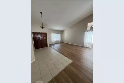 39785 Spinning Wheel, Murrieta, CA 92562 - Photo 2