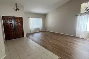 39785 Spinning Wheel, Murrieta, CA 92562 - Photo 2