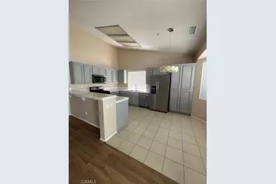 39785 Spinning Wheel, Murrieta, CA 92562 - Photo 6