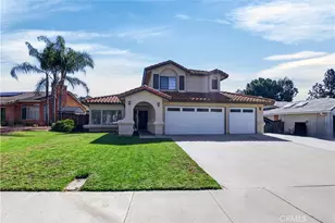 25504 Birchtree, Murrieta, CA 92563 - Photo 2