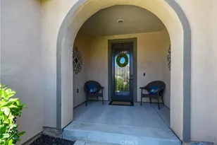 37698 Golden Eagle Ave, Murrieta, CA 92563 - Photo 4