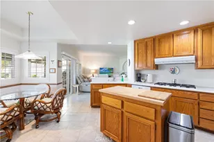 24531 Avenida Arconte, Murrieta, CA 92562 - Photo 10