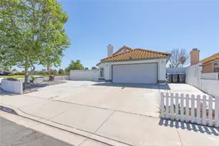 39516 Garin Dr, Murrieta, CA 92562 - Photo 4