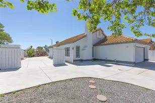 39516 Garin Dr, Murrieta, CA 92562 - Photo 8