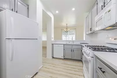 45858 Coventry Court, Lancaster, CA 93534 - Photo 10