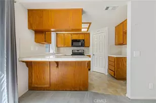 29101 Vacation, Canyon Lake, CA 92587 - Photo 10