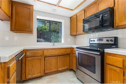 29101 Vacation, Canyon Lake, CA 92587 - Photo 10