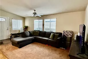 675 W Oakland Ave, Hemet, CA 92543 - Photo 2