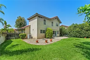 39560 Seven Oaks, Murrieta, CA 92562 - Photo 2