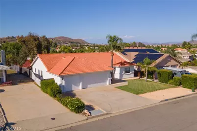 24064 Cruise Circle, Canyon Lake, CA 92587 - Photo 32