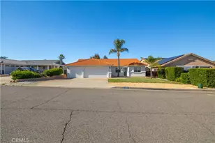 24064 Cruise Circle, Canyon Lake, CA 92587 - Photo 6