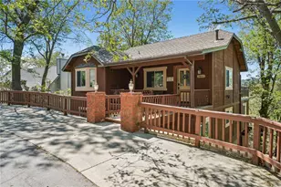 28662 Zion Dr, Lake Arrowhead, CA 92352 - Photo 4