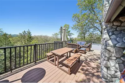 28662 Zion Drive, Lake Arrowhead, CA 92352 - Photo 22
