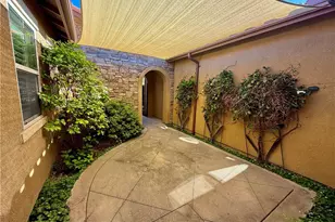 32574 Glick Ct, Temecula, CA 92592 - Photo 2