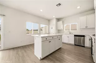 28410 Pinon Ct, Winchester, CA 92596 - Photo 6