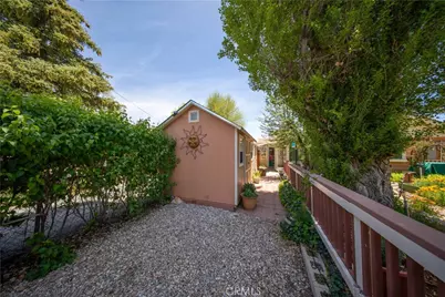 1000 Sequoia, Big Bear City, CA 92314 - Photo 30