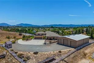 32032 La Serena, Temecula, CA 92591 - Photo 4
