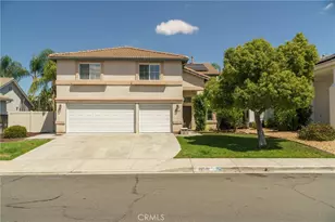 39560 St Honore Dr, Murrieta, CA 92563 - Photo 2