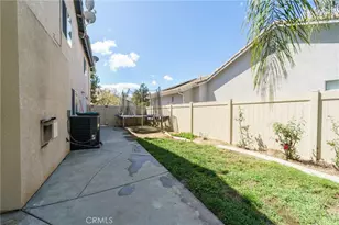 39560 St Honore Dr, Murrieta, CA 92563 - Photo 34
