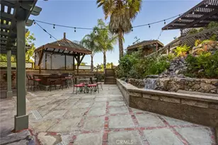 23993 Via Madrid, Murrieta, CA 92562 - Photo 14