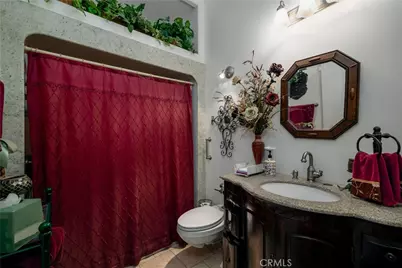 30594 Longhorn Drive, Canyon Lake, CA 92587 - Photo 24