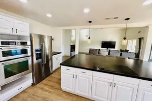 30823 Early Round, Canyon Lake, CA 92587 - Photo 10