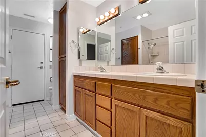 8258 Via Urner Way, Bonsall, CA 92003 - Photo 12