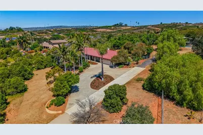 8258 Via Urner Way, Bonsall, CA 92003 - Photo 4