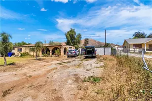 7081 Valley Way, Jurupa Valley, CA 92509 - Photo 12