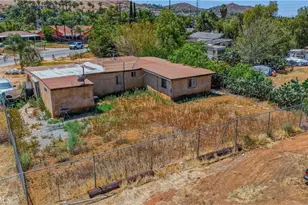 7081 Valley Way, Jurupa Valley, CA 92509 - Photo 4