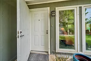 33540 Barcelona Dr, Thousand Palms, CA 92276 - Photo 6