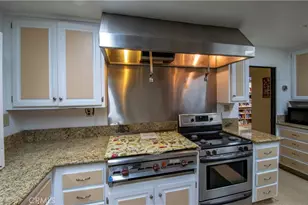 1525 W Oakland Ave, Hemet, CA 92543 - Photo 38