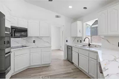 35075 Firecat, Hemet, CA 92545 - Photo 16