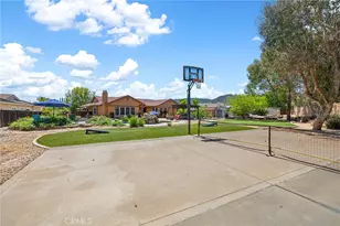 42260 Chisolm Trail, Murrieta, CA 92562 - Photo 42
