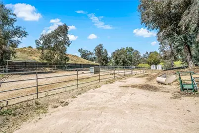 39980 Via Fernando, Temecula, CA 92592 - Photo 70