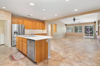 26101 Shady Brook, Murrieta, CA 92563 - Photo 8