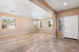 26101 Shady Brook, Murrieta, CA 92563 - Photo 4