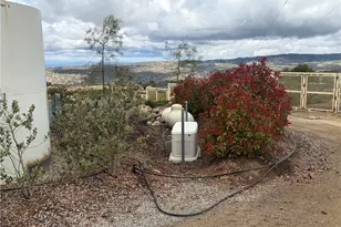 40230 Crazy Horse Canyon Rd, Aguanga, CA 92536 - Photo 8