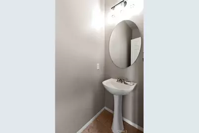 255 Roxanne Lane, Corona, CA 92882 - Photo 8