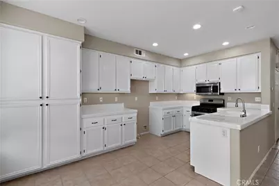 255 Roxanne Lane, Corona, CA 92882 - Photo 18