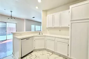 26092 Mayfield Union Way, Murrieta, CA 92563 - Photo 12