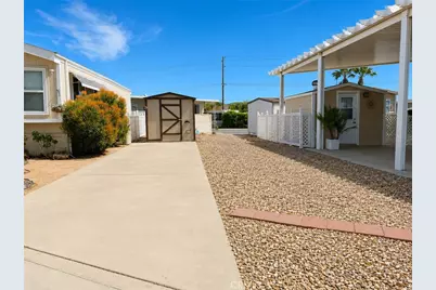 1295 S Cawston Avenue, Hemet, CA 92545 - Photo 1